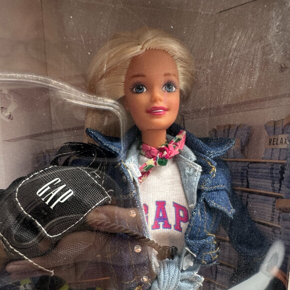 Vintage 1996 GAP BARBIE Doll Special Edition Mattel Exclusive NEW IN BOX *read - Picture 3 of 7